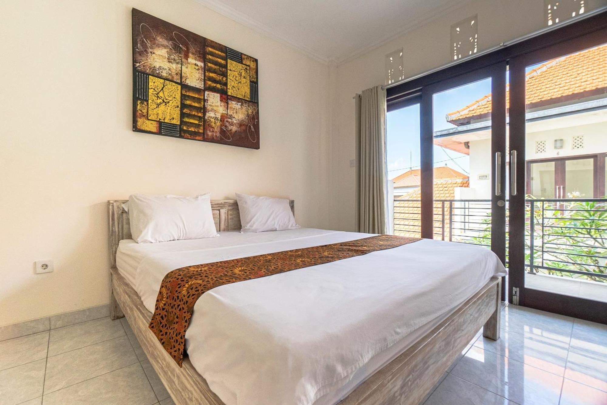 Azalea Homestay & Villa Canggu Esterno foto