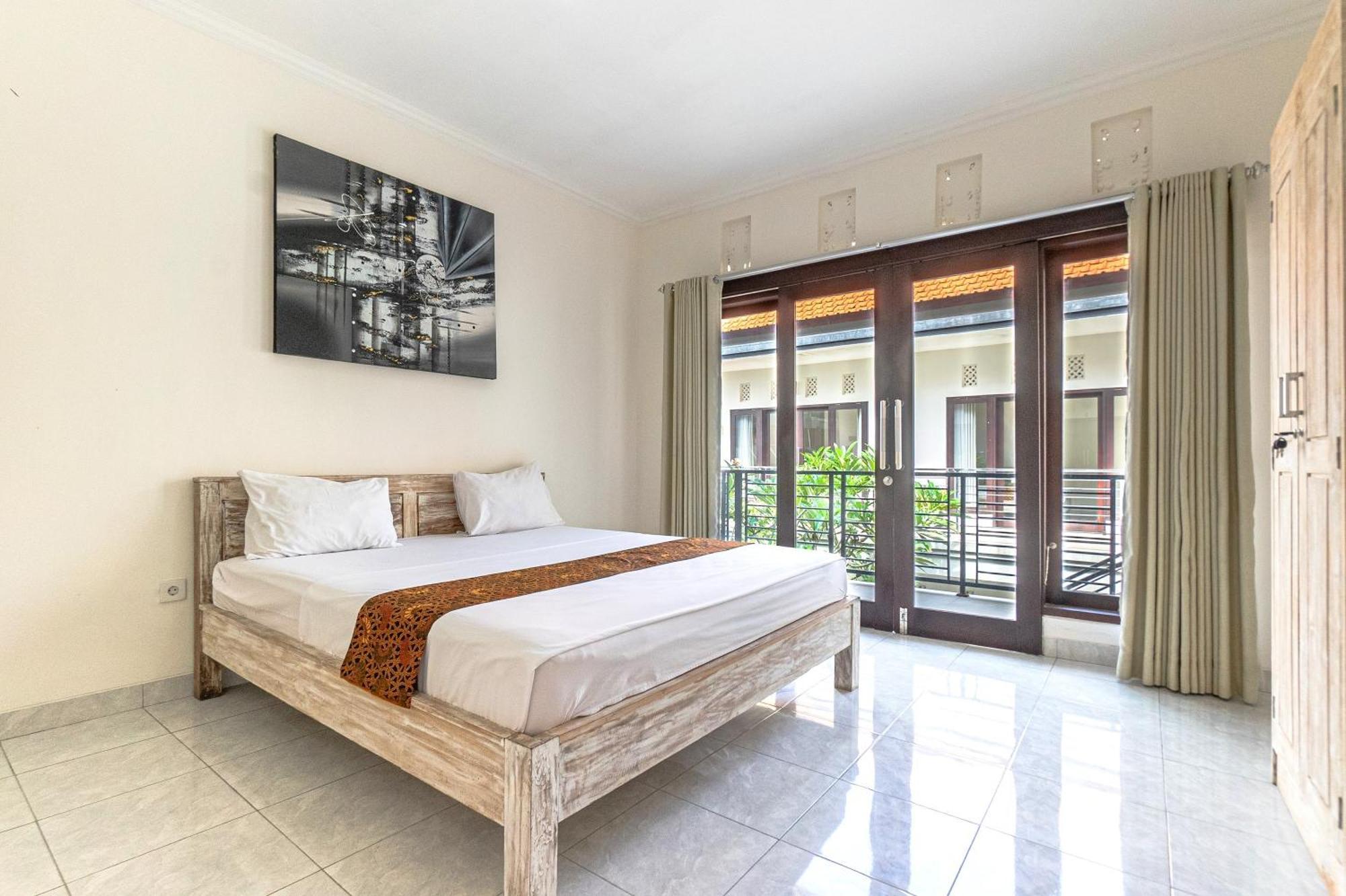 Azalea Homestay & Villa Canggu Esterno foto