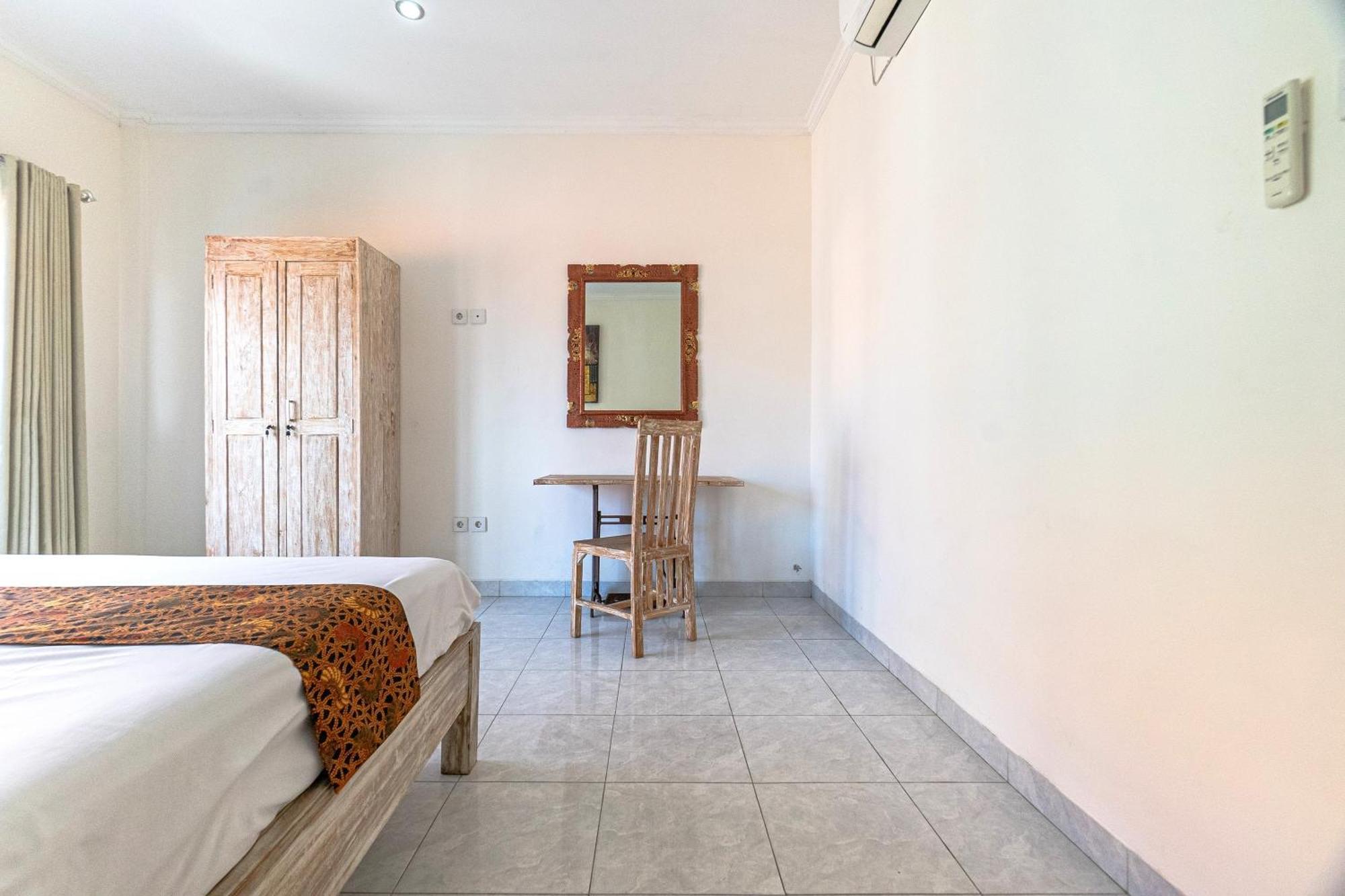 Azalea Homestay & Villa Canggu Esterno foto