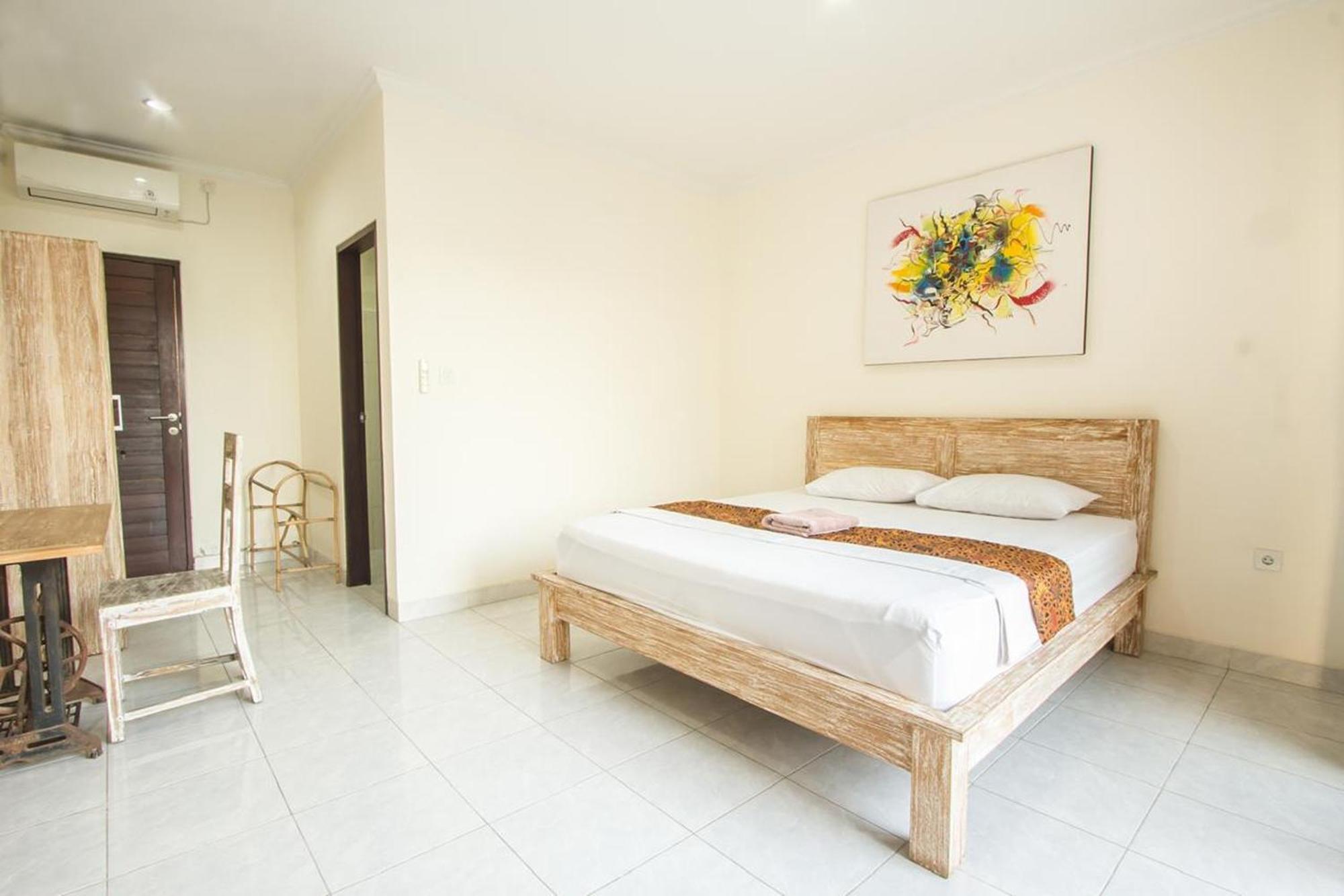 Azalea Homestay & Villa Canggu Esterno foto