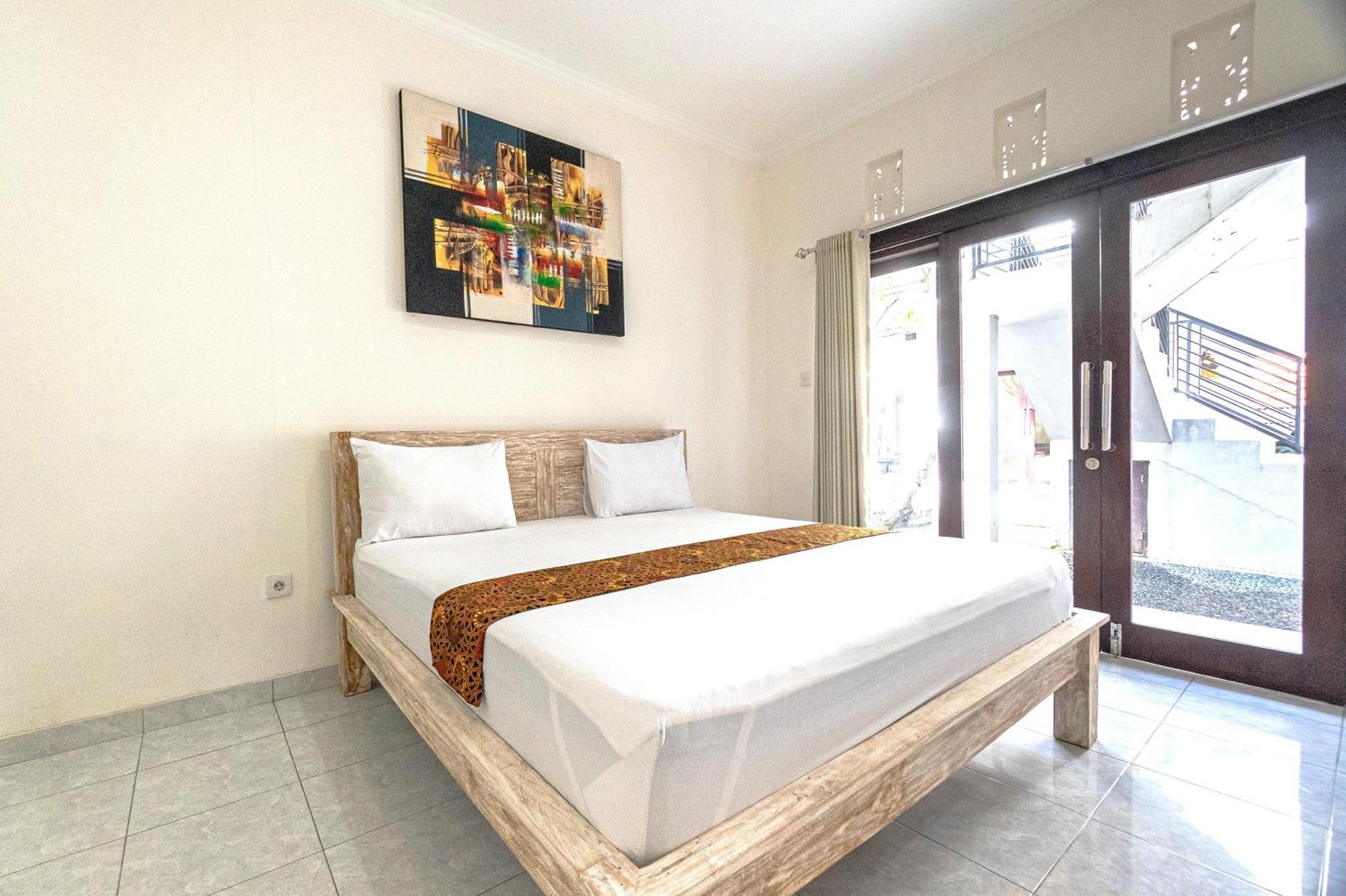 Azalea Homestay & Villa Canggu Esterno foto